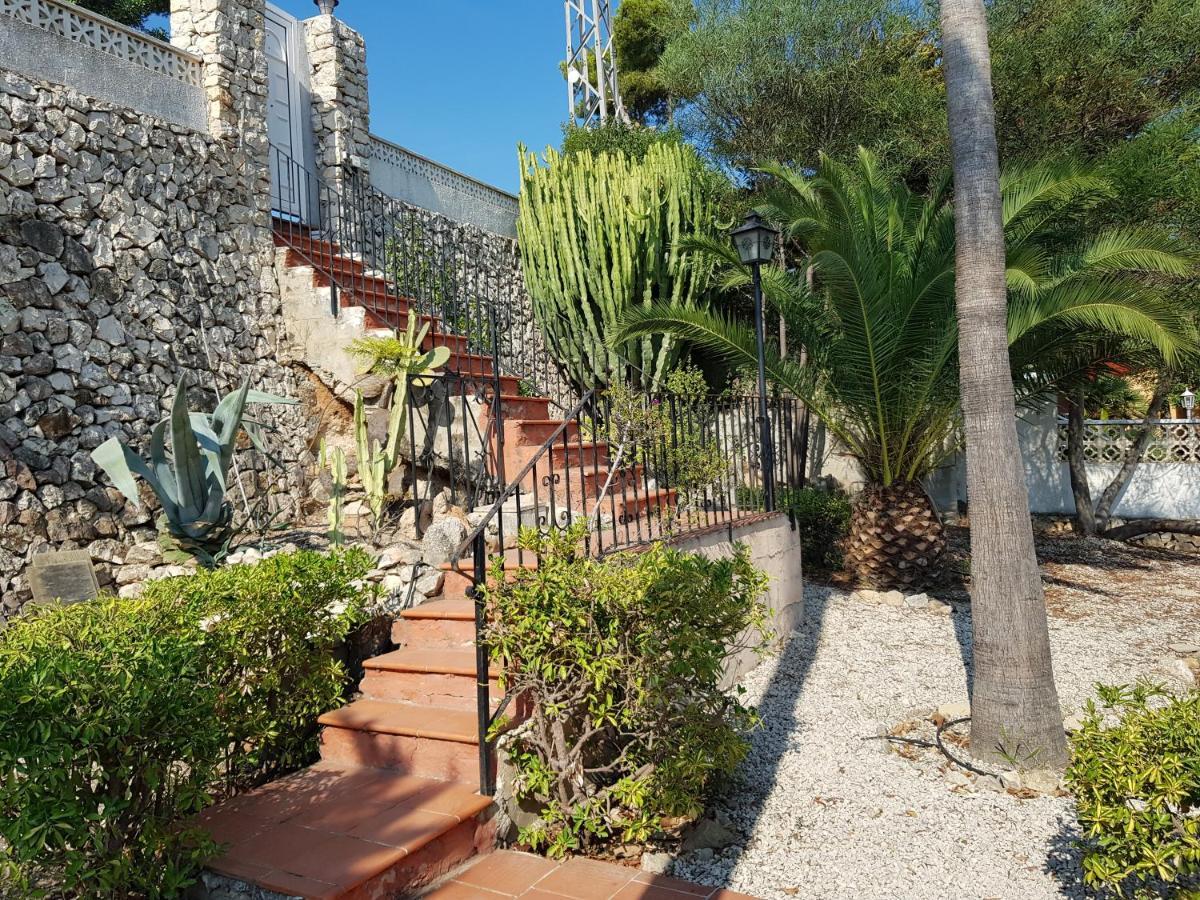 Neu Renovierte Villa Mit Privatem Pool Fusslaeufig Zum Meer Benissa Eksteriør billede